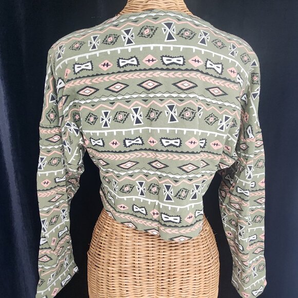 Vintage 1980s In2 Tribal button Up Long Sleeve Cropped Top with Shoulder Pads LG - Picture 5 of 12